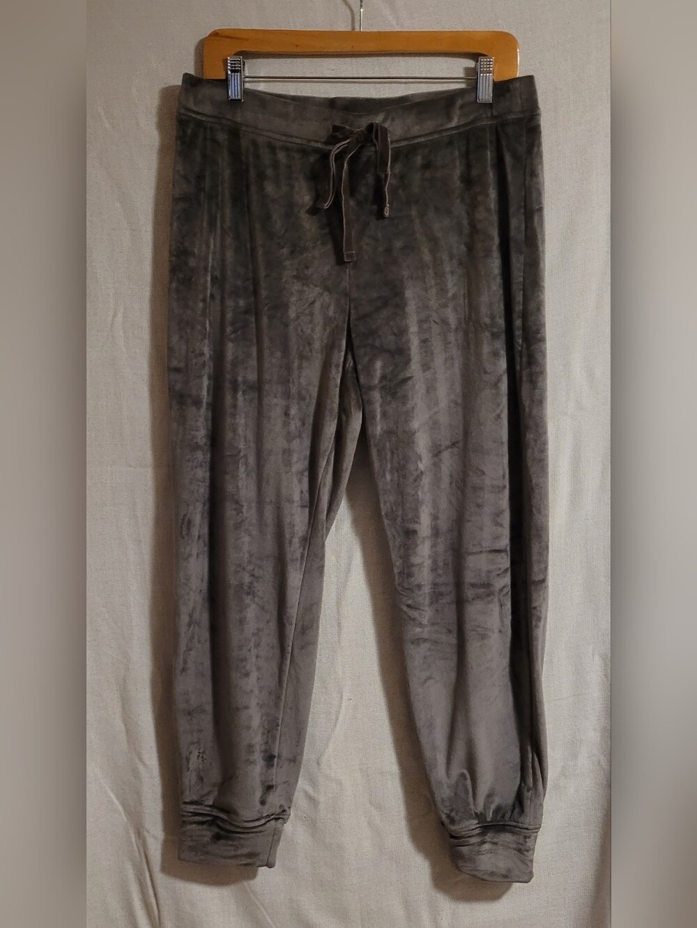 House of Harlow 1960 Gray Velour Joggers Size L
